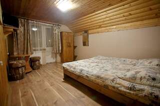 Дома для отпуска Zatyshna Domivka Славское Дом с 2 спальнями-8